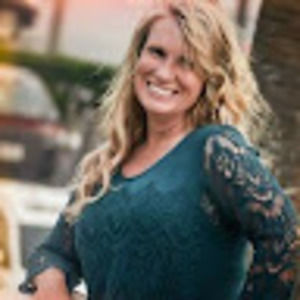 Meet your Posher, Christy